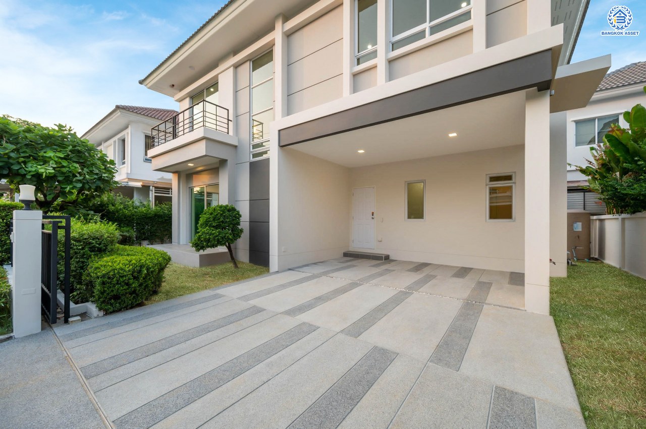 บ้านมือสองตกแต่งใหม่ โครงการ ไลฟ์ บางกอก บูเลอวาร์ด พระราม5 ตกแต่งหรูหรา เนื้อที่ 52.3 ตร.ว. ฟังก์ชัน 3 ห้องนอน 3 ห้องน้ำ 1 ห้องอเนกประสงค์ จอดรถได้ 2 คัน บนทำเลเชื่อมต่อเมือง ใกล้รถไฟฟ้าสายสีม่วง "สถานีแยกติวานนท์" จุดขึ้นทางด่วน "ศรีรัช" และรายล้อมด้วยสิ่งอำนวยความสะดวกครบ